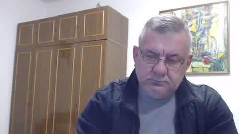 Snapshot of machomale3 chatting on 12, 1, 2025 Macho online show from 12, 1, 2025