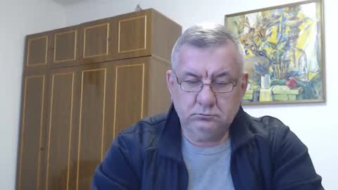 Snapshot of machomale3 chatting on 17, 1, 2025 Macho online show from 17, 1, 2025