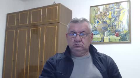 Snapshot of machomale3 chatting on 17, 1, 2025 Macho online show from 17, 1, 2025