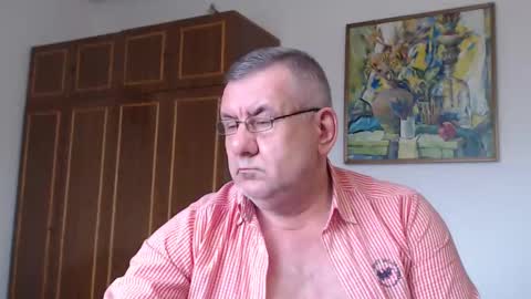 Snapshot of machomale3 chatting on 1, 2, 2025 Macho online show from 1, 2, 2025