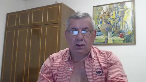 Snapshot of machomale3 chatting on 5, 2, 2025 Macho online show from 5, 2, 2025