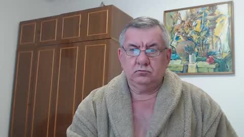 Snapshot of machomale3 chatting on 11, 2, 2025 Macho online show from 11, 2, 2025