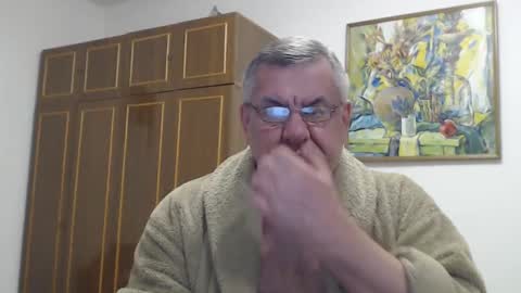 Snapshot of machomale3 chatting on 11, 2, 2025 Macho online show from 11, 2, 2025