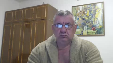 Snapshot of machomale3 chatting on 19, 2, 2025 Macho online show from 19, 2, 2025