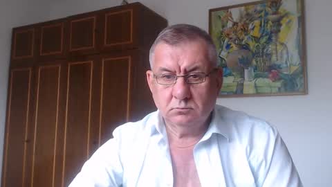 Snapshot of machomale3 chatting on 16, 9, 2025 Macho online show from 16, 9, 2025