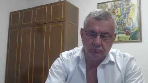 Snapshot of machomale3 chatting on 18, 9, 2025 Macho online show from 18, 9, 2025