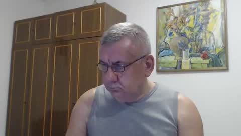 Snapshot of machomale3 chatting on 25, 9, 2025 Macho online show from 25, 9, 2025