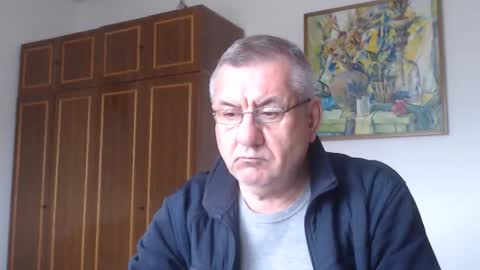 Snapshot of machomale3 chatting on 3, 10, 2025 Macho online show from 3, 10, 2025