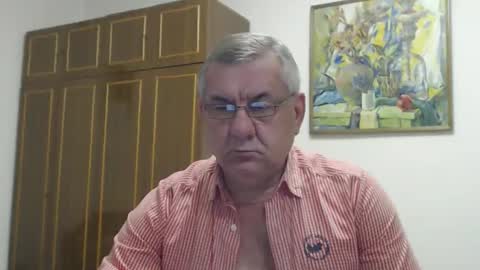 Snapshot of machomale3 chatting on 20, 11, 2025 Macho online show from 20, 11, 2025