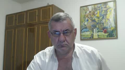 Snapshot of machomale3 chatting on 13, 12, 2025 Macho online show from 13, 12, 2025