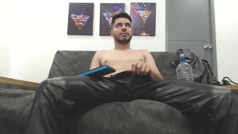 Snapshot of mack_daniels chatting on 11, 2, 2026 instagram mackdanielsx online show from 11, 2, 2026