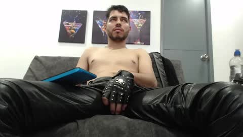 instagram mackdanielsx online show from 23, 5, 2026