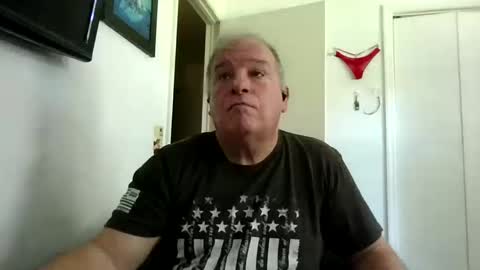 mackdocc001 online show from 14, 10, 2025