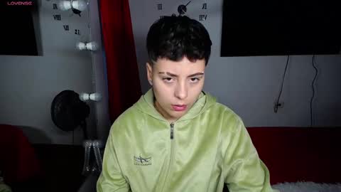 MACKENZIE CAMERON online show from 6, 2, 2025