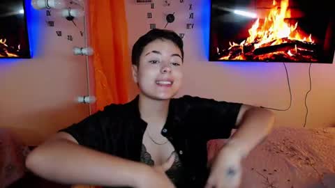 MACKENZIE CAMERON online show from 3, 3, 2025