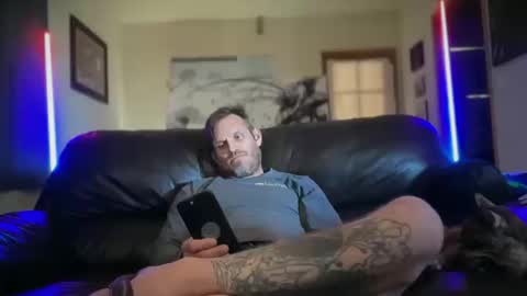 Snapshot of mackincaliallday chatting on 11, 10, 2025 MackinCaliAllDay online show from 11, 10, 2025