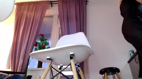 Snapshot of madamekatrina chatting on 31, 12, 2024 madamekatrina online show from 31, 12, 2024