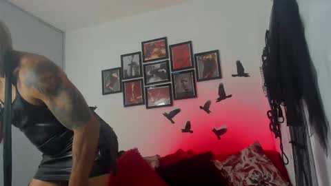 Snapshot of madamelilith_cg chatting on 4, 11, 2025 Madame lilith online show from 4, 11, 2025