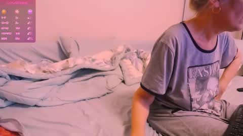 Snapshot of madamesquirttatti chatting on 18, 11, 2025 MadameSquirtTatti online show from 18, 11, 2025