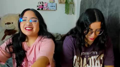 Maddie and Chelsea online show from 2, 10, 2025