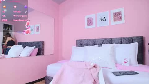 Snapshot of maddie_beauty chatting on 26, 11, 2025 Maddie online show from 26, 11, 2025