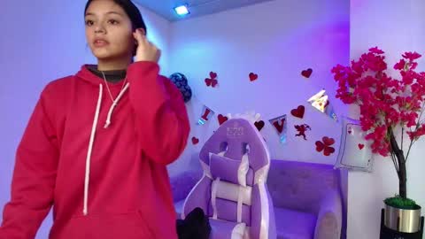 maddie_t18 online show from 13, 2, 2026