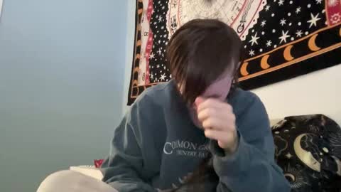 Snapshot of maddlips chatting on 16, 11, 2025 Rat Boy online show from 16, 11, 2025