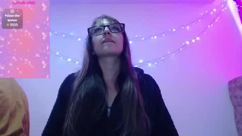 Snapshot of maddy_14 chatting on 15, 12, 2025 Maddy UwU online show from 15, 12, 2025