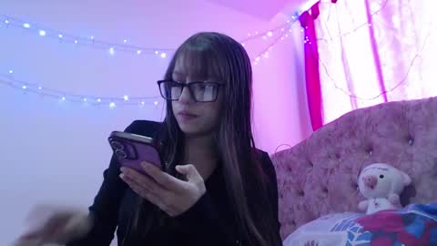 Snapshot of maddy_14 chatting on 7, 1, 2026 Maddy UwU online show from 7, 1, 2026