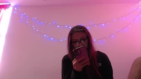 Snapshot of maddy_14 chatting on 9, 1, 2026 Maddy UwU online show from 9, 1, 2026