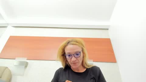 Snapshot of maddy_cartter chatting on 2, 7, 2026 maddy cartter online show from 2, 7, 2026