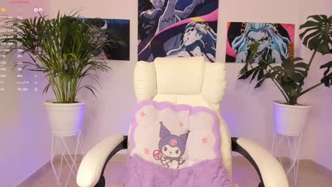 maddy_uwu online show from 2, 12, 2024