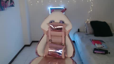 maddy_vicius19 online show from 19, 2, 2026