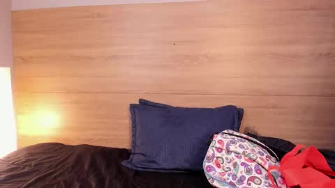 Madelaine  online show from 21, 2, 2026