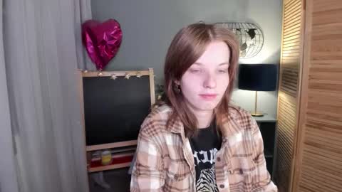 Snapshot of madelaines chatting on 17, 10, 2025 madelaines online show from 17, 10, 2025