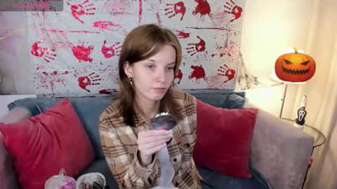Snapshot of madelaines chatting on 29, 10, 2025 madelaines online show from 29, 10, 2025
