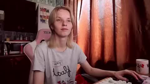 madelaines online show from 12, 6, 2026