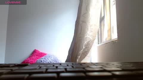    online show from 15, 2, 2025