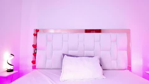 Madeline  online show from 11, 4, 2026