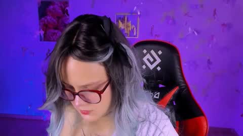 Madeline online show from 28, 11, 2025