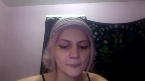 Snapshot of madelinevalentine chatting on 26, 9, 2025 madeline online show from 26, 9, 2025