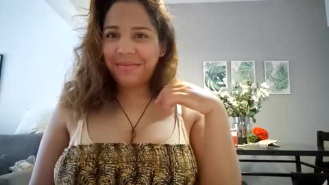 madellein online show from 2, 10, 2025