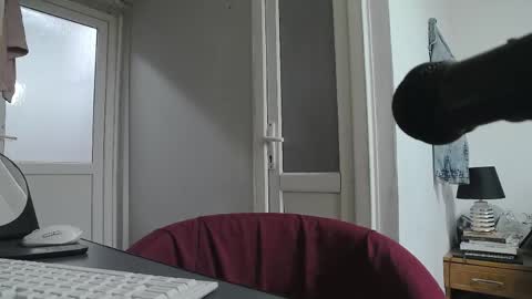 madelynvelure online show from 22, 4, 2026