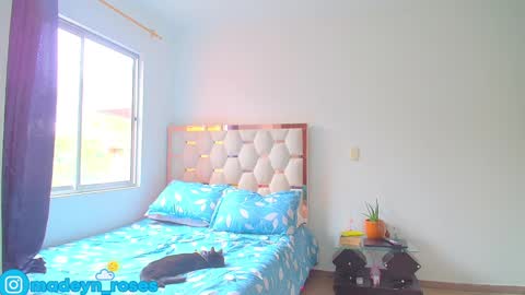 madelyn roses online show from 5, 3, 2025