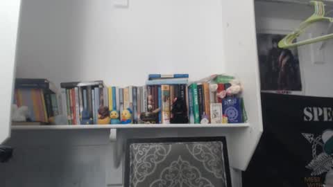 Snapshot of madfeather chatting on 13, 11, 2025 Letty online show from 13, 11, 2025