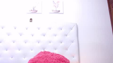 Snapshot of madison_horny69 chatting on 11, 1, 2025 Jenny online show from 11, 1, 2025