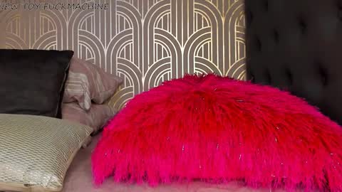 Snapshot of madison_milan chatting on 11, 12, 2024 online show from 11, 12, 2024