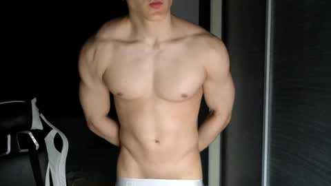 Snapshot of madisonboy2 chatting on 6, 5, 2026 madisonboy2 online show from 6, 5, 2026