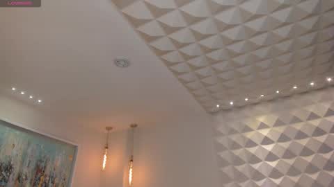 Maddi Collins online show from 18, 10, 2025