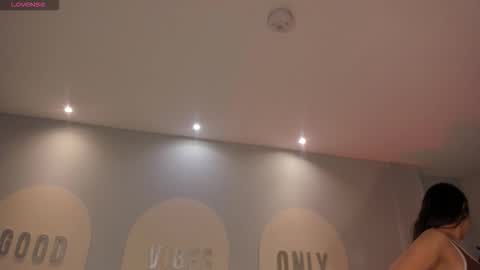 Maddi Collins online show from 18, 12, 2025